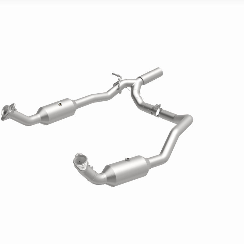 Magnaflow 17-18 Ford E-350 6.8L Direct Fit Converter 280014 280014 360 Degree Image Set