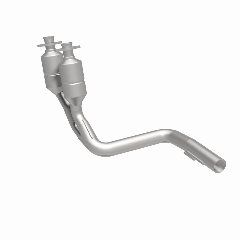 MagnaFlow Jeep Grand Cherokee OEM Grade Federal / EPA Compliant Direct-Fit Catalytic Converter 49744 360 Degree Image Set