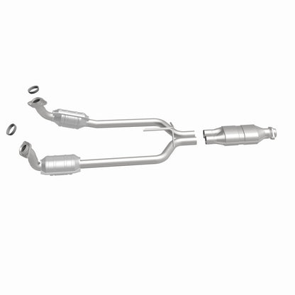 MagnaFlow Standard Grade Federal / EPA Compliant Direct-Fit Catalytic Converter 23351 360 Degree Image Set