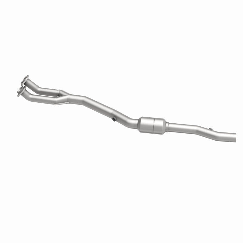 MagnaFlow BMW 840Ci HM Grade Federal / EPA Compliant Direct-Fit Catalytic Converter 24131 360 Degree Image Set