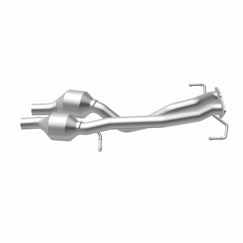 MagnaFlow OEM Grade Federal / EPA Compliant Direct-Fit Catalytic Converter 51957 360 Degree Image Set