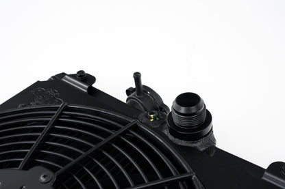 CSF Universal Half Radiator w/-16AN & Slip-On Fittings/12in SPAL Fan & Shroud - Black Finish 2858XB 2858XB Photo - Close Up