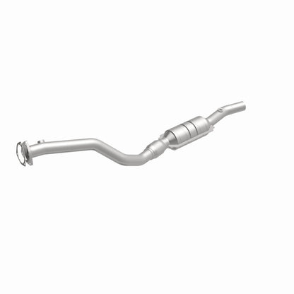 MagnaFlow HM Grade Federal / EPA Compliant Direct-Fit Catalytic Converter 22962 360 Degree Image Set