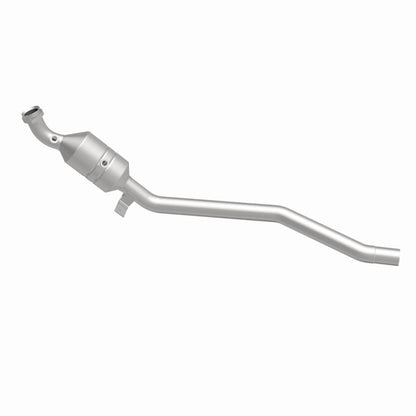 MagnaFlow Mercedes-Benz R350 OEM Grade Federal / EPA Compliant Direct-Fit Catalytic Converter 52177 360 Degree Image Set
