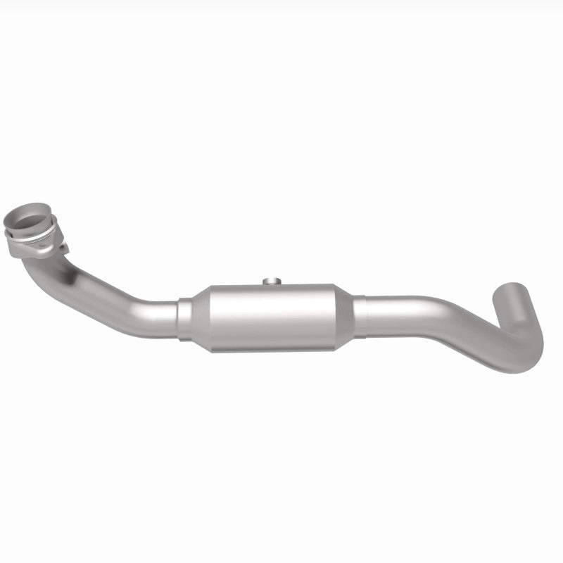 Magnaflow 05-06 Ford Expedition 5.4L Direct Fit Converter 4651412 4651412 360 Degree Image Set