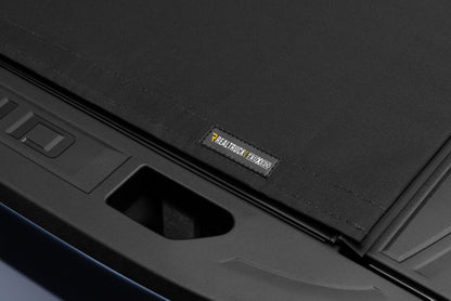 Truxedo 2020 GMC Sierra & Chevrolet Silverado 2500HD/3500HD w/Tailgate 6ft 9in Pro X15 Bed Cover 1473701 1473701 Photo - Close Up