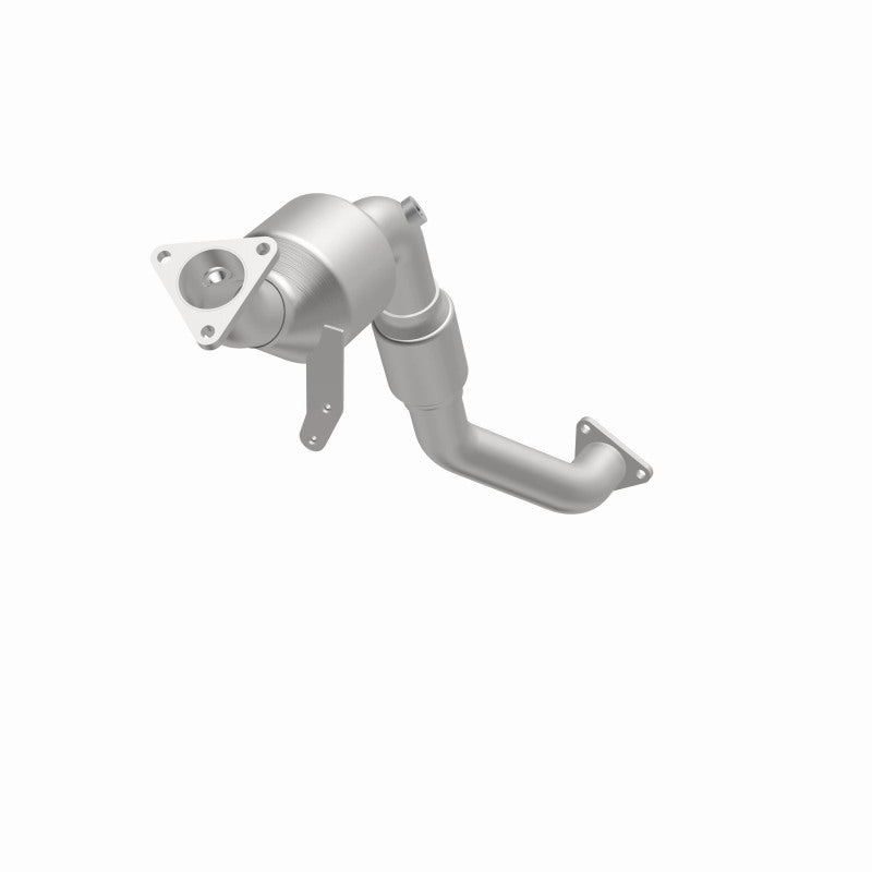 MagnaFlow OEM Grade Federal / EPA Compliant Direct-Fit Catalytic Converter 52585 360 Degree Image Set