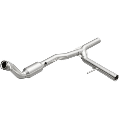 MagnaFlow Ford F-150 California Grade CARB Compliant Direct-Fit Catalytic Converter 5451154 Photo - Primary