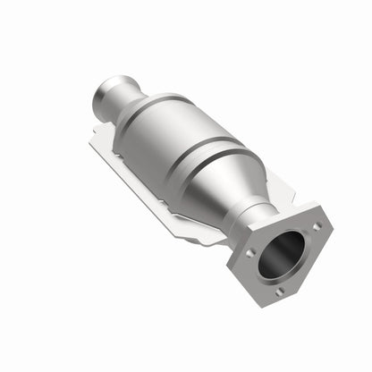 MagnaFlow Volkswagen Vanagon Standard Grade Federal / EPA Compliant Direct-Fit Catalytic Converter 22916 360 Degree Image Set