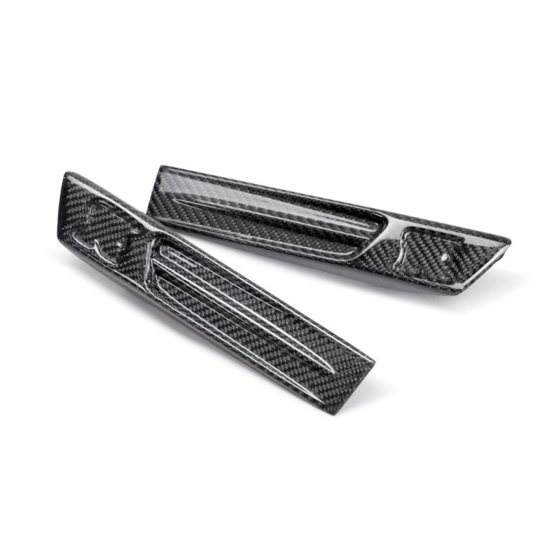Seibon Fender Duct Logos Nissan Gtr R35 2009-2010 FDL0910NSGTR FDL0910NSGTR Photo - Primary