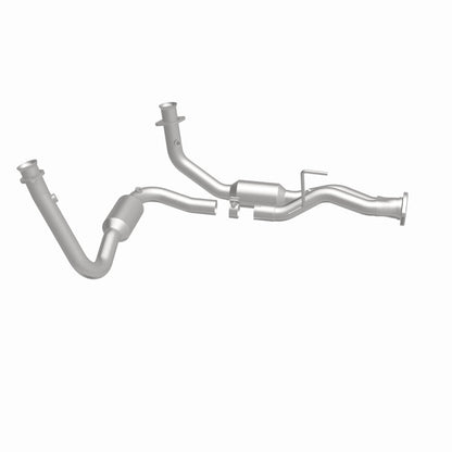 MagnaFlow Jeep HM Grade Federal / EPA Compliant Direct-Fit Catalytic Converter 24473 360 Degree Image Set