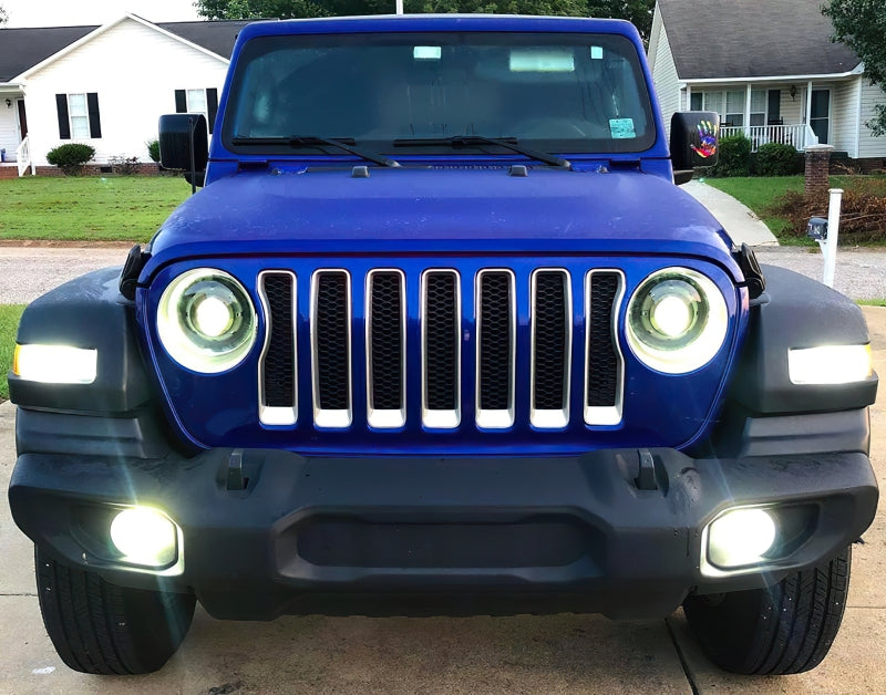 ORACLE Lighting Oracle Oculus Bi-LED Projector Headlights for Jeep JL/Gladiator JT - Matte Black - 5500K 5839-504 5839-504 Photo - lifestyle view