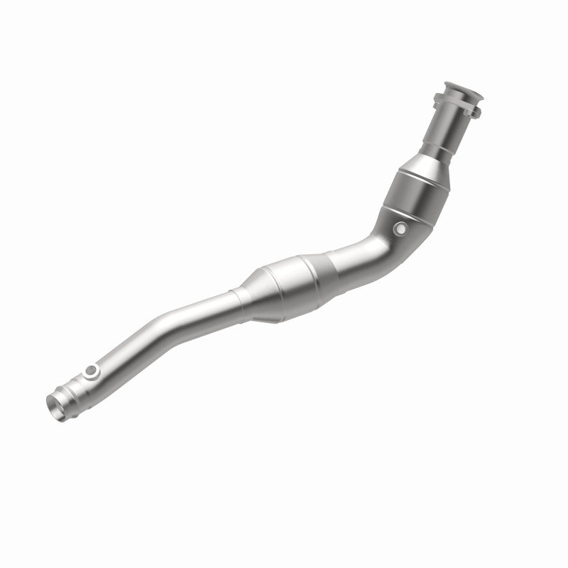 MagnaFlow Land Rover LR4 OEM Grade Federal / EPA Compliant Direct-Fit Catalytic Converter 21-717 360 Degree Image Set