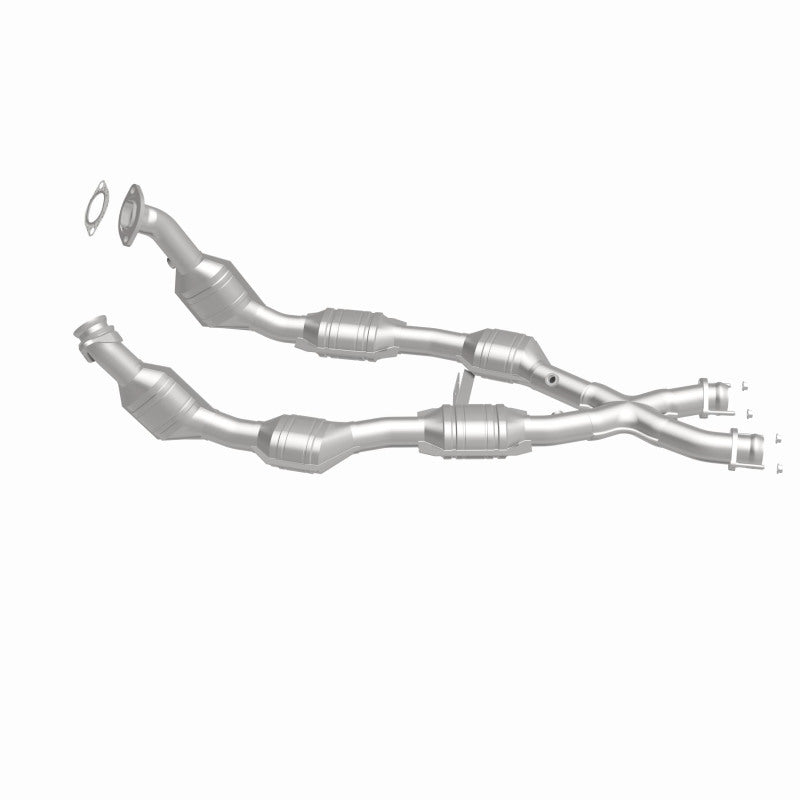 MagnaFlow Ford Mustang HM Grade Federal / EPA Compliant Direct-Fit Catalytic Converter 93348 360 Degree Image Set