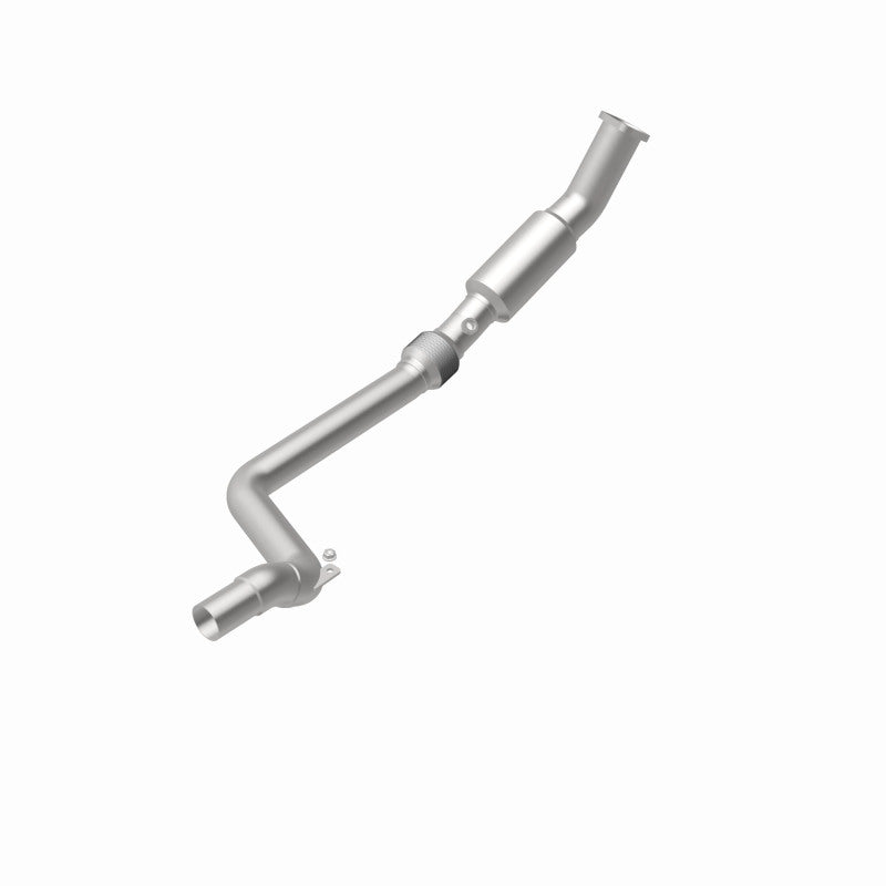 MagnaFlow California Grade CARB Compliant Direct-Fit Catalytic Converter 5561540 360 Degree Image Set