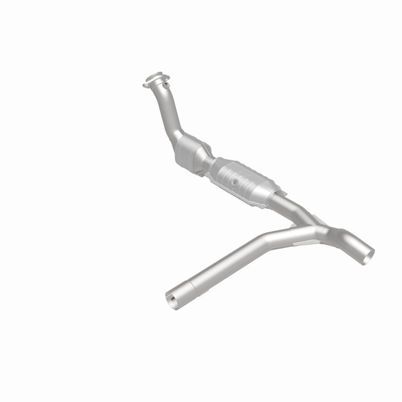 MagnaFlow Ford Expedition OEM Grade Federal / EPA Compliant Direct-Fit Catalytic Converter 51116 360 Degree Image Set