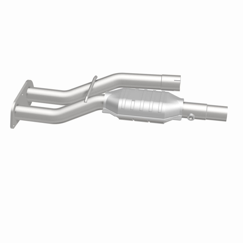 MagnaFlow HM Grade Federal / EPA Compliant Direct-Fit Catalytic Converter 23179 360 Degree Image Set