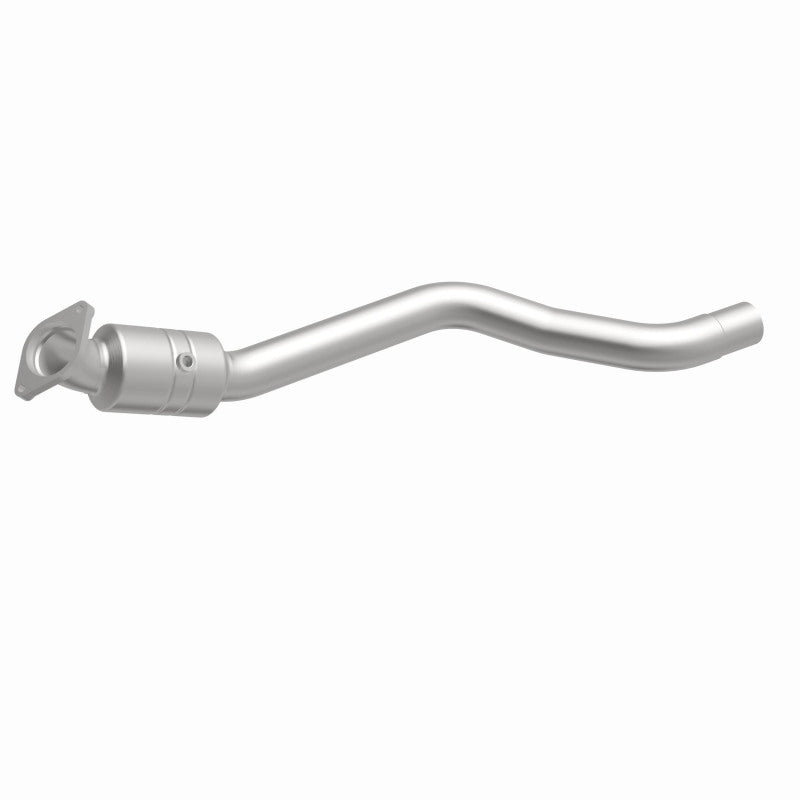 MagnaFlow Dodge OEM Grade Federal / EPA Compliant Direct-Fit Catalytic Converter 52479 360 Degree Image Set