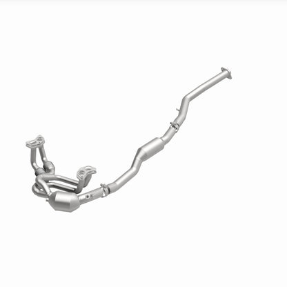 Magnaflow 14-17 Subaru Crosstrek 2.0L Direct Fit Converter 23-184 23-184 360 Degree Image Set