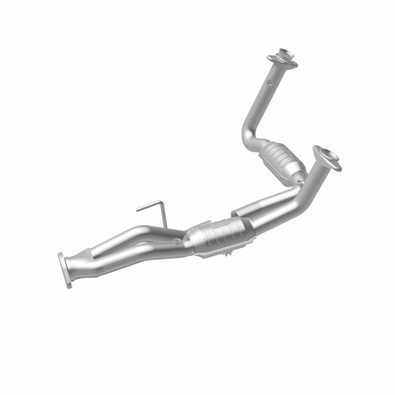 MagnaFlow Jeep OEM Grade Federal / EPA Compliant Direct-Fit Catalytic Converter 49444 360 Degree Image Set