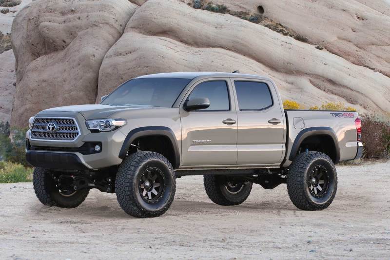 Fabtech 6" Performance System w/ Front Dirt  Logic 2.5 Resi Coilovers K7049DL Photo - lifestyle view