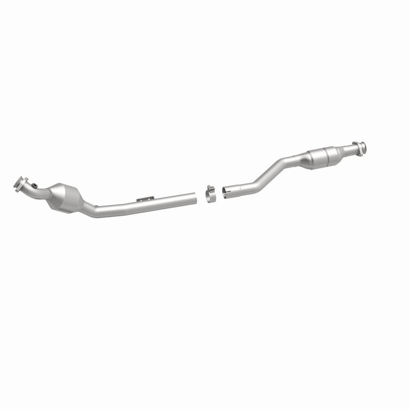 MagnaFlow Mercedes-Benz E430 OEM Grade Federal / EPA Compliant Direct-Fit Catalytic Converter 51628 360 Degree Image Set