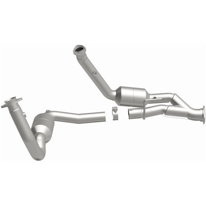 MagnaFlow Jeep OEM Grade Federal / EPA Compliant Direct-Fit Catalytic Converter 49709 Photo - out of package