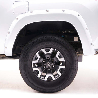 EGR 14+ Chev Silverado 5ft Bed Bolt-On Look Color Match Fender Flares - Set - Summit White 791674-GAZ 791674-GAZ User 1