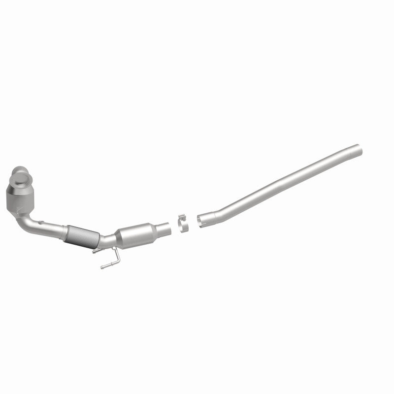 MagnaFlow Audi A3 Quattro OEM Grade Federal / EPA Compliant Direct-Fit Catalytic Converter 21-580 360 Degree Image Set