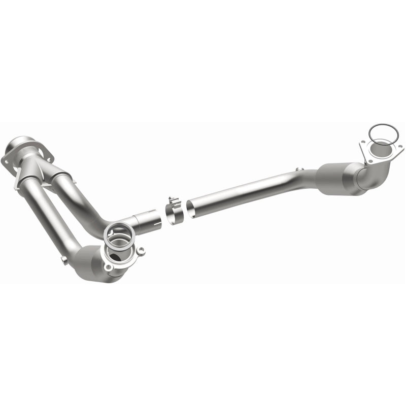 MagnaFlow California Grade CARB Compliant Direct-Fit Catalytic Converter 5551631 Photo - out of package