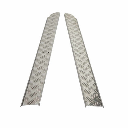ARB Deluxe Protection Step Discovery To 99 4432010 4432010 Photo - Close Up