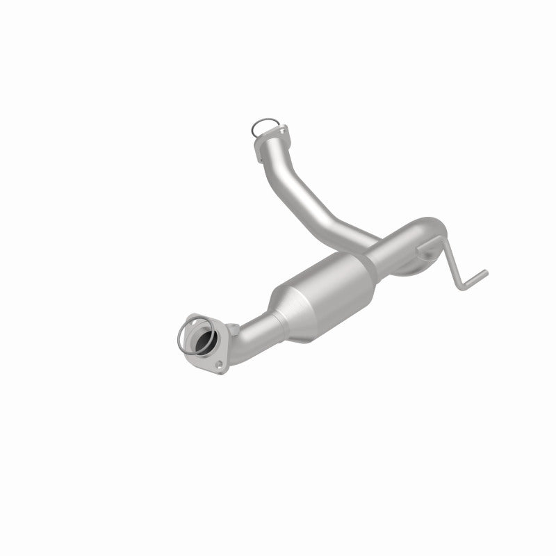MagnaFlow Toyota OEM Grade Federal / EPA Compliant Direct-Fit Catalytic Converter 51231 360 Degree Image Set