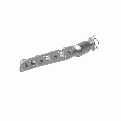 MagnaFlow Infiniti OEM Grade Federal / EPA Compliant Manifold Catalytic Converter 22-036 360 Degree Image Set
