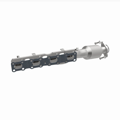 Magnaflow 05-06 Nissan Titan 5.6L Direct Fit Converter 5582357 5582357 360 Degree Image Set