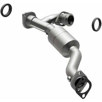 MagnaFlow Mitsubishi Montero Sport HM Grade Federal / EPA Compliant Direct-Fit Catalytic Converter 50138 Photo - out of package