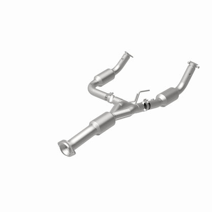 MagnaFlow California Grade CARB Compliant Direct-Fit Catalytic Converter 5582812 360 Degree Image Set