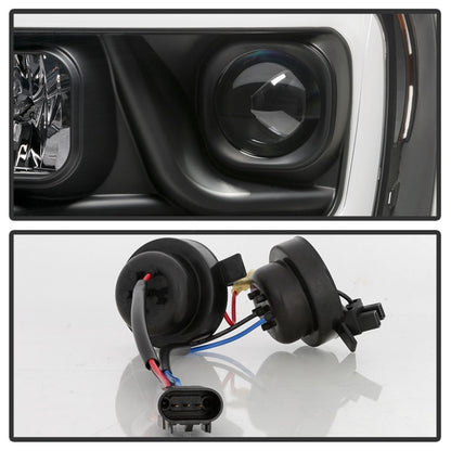 Spyder Dodge Ram 1500 06-08 V2 Projector Headlights - Light Bar DRL - Black (PRO-YD-DR06V2-LB-BK) 5085306 5085306 Photo - Unmounted
