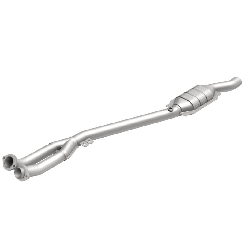 MagnaFlow BMW 530i Standard Grade Federal / EPA Compliant Direct-Fit Catalytic Converter 23814 Photo - Primary