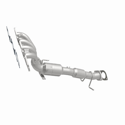 MagnaFlow Mazda OEM Grade Federal / EPA Compliant Manifold Catalytic Converter 51615 360 Degree Image Set