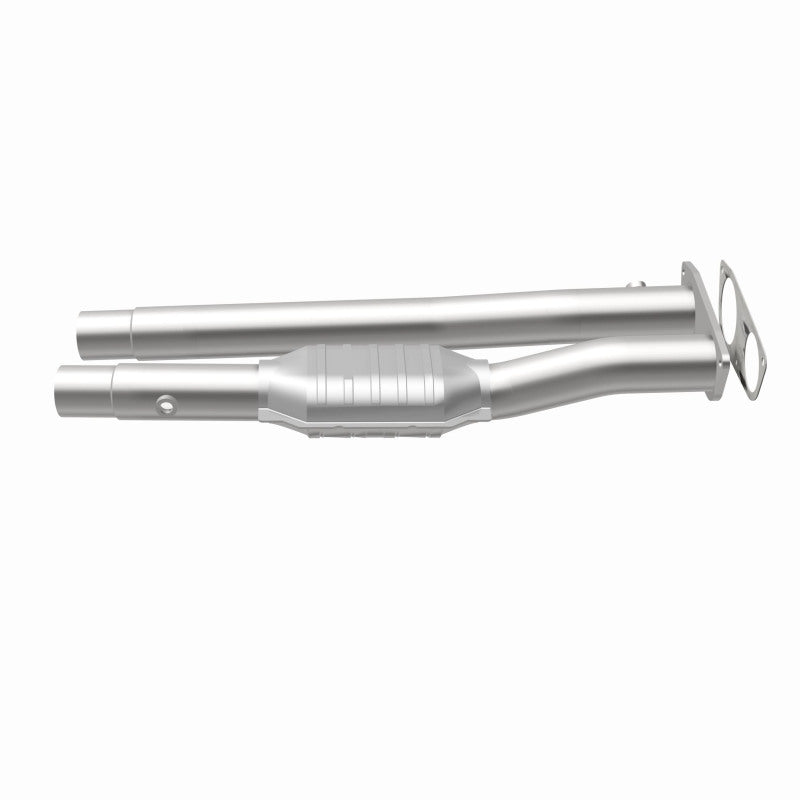 MagnaFlow HM Grade Federal / EPA Compliant Direct-Fit Catalytic Converter 95471 360 Degree Image Set
