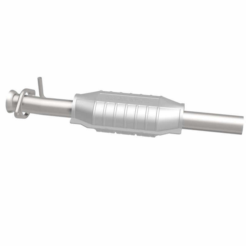 MagnaFlow Standard Grade Federal / EPA Compliant Direct-Fit Catalytic Converter 23348 360 Degree Image Set