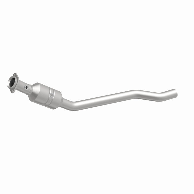 MagnaFlow OEM Grade Federal / EPA Compliant Direct-Fit Catalytic Converter 49739 360 Degree Image Set