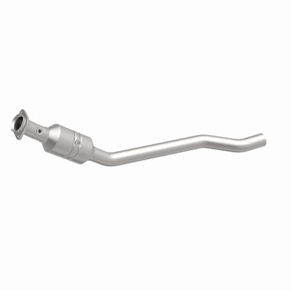MagnaFlow OEM Grade Federal / EPA Compliant Direct-Fit Catalytic Converter 49739 360 Degree Image Set