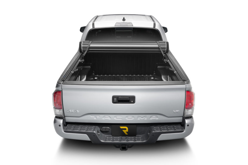 Truxedo 2024 Toyota Tacoma 5ft Sentry Bed Cover 1556101 1556101 Photo - Mounted