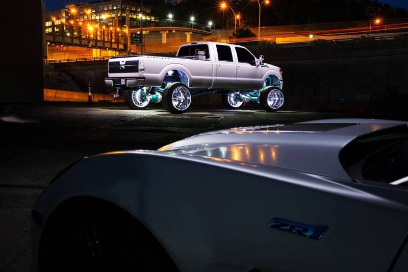 ORACLE Lighting Oracle LED Illuminated Wheel Rings - Double LED - White 4228-001 4228-001 Photo - lifestyle view