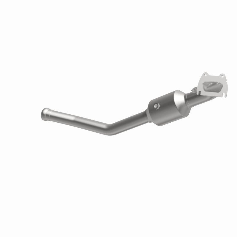 MagnaFlow OEM Grade Federal / EPA Compliant Direct-Fit Catalytic Converter 21-250 360 Degree Image Set
