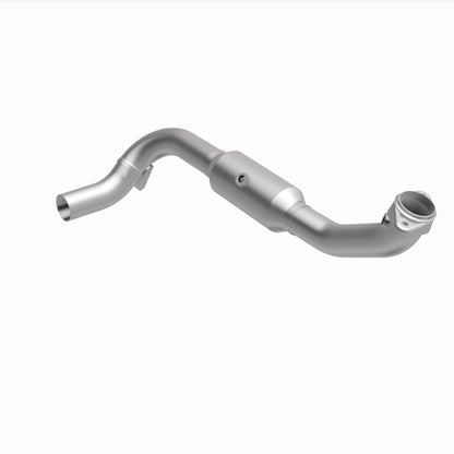 Magnaflow 05-06 Lincoln Navigator 5.4L Direct Fit Catalytic Converter - Passenger Side 4651507 4651507 360 Degree Image Set