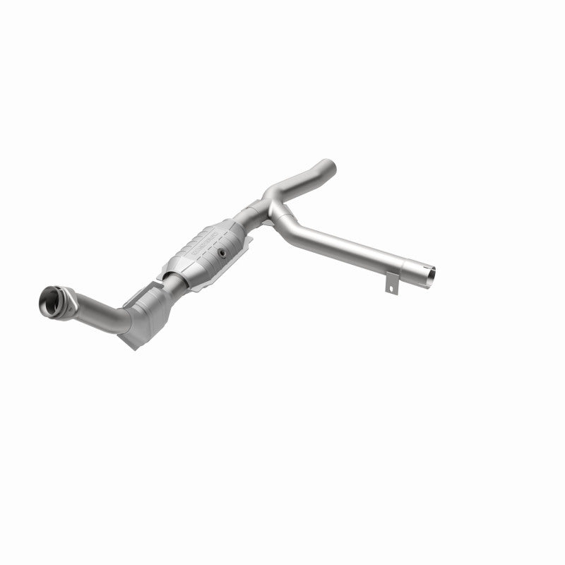 MagnaFlow Ford HM Grade Federal / EPA Compliant Direct-Fit Catalytic Converter 93153 360 Degree Image Set