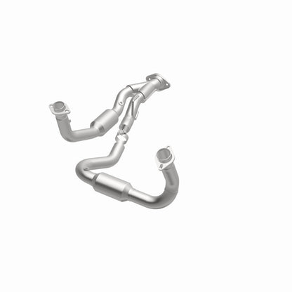 MagnaFlow Jeep Grand Cherokee OEM Grade Federal / EPA Compliant Direct-Fit Catalytic Converter 49686 360 Degree Image Set