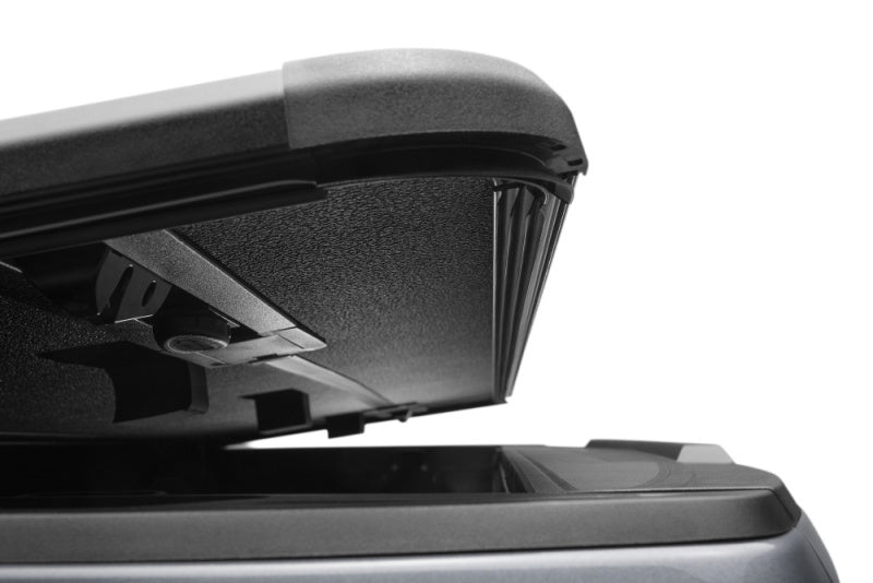 Extang 15-22 Chevy/GMC Canyon/Colorado (5ft. 2in. Bed) Solid Fold ALX 88350 88350 Photo - Mounted